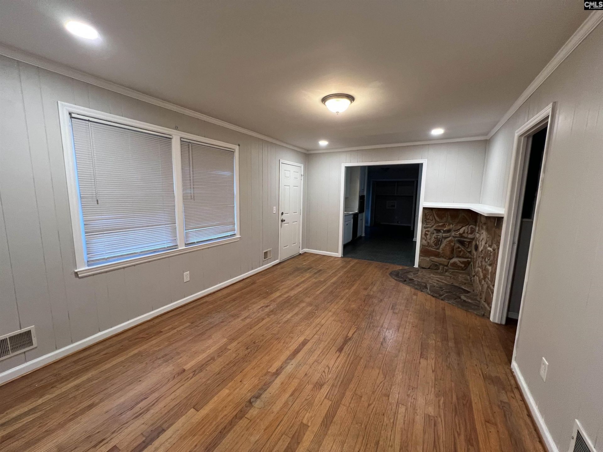 2014 Mary Hill Drive  Photo 7