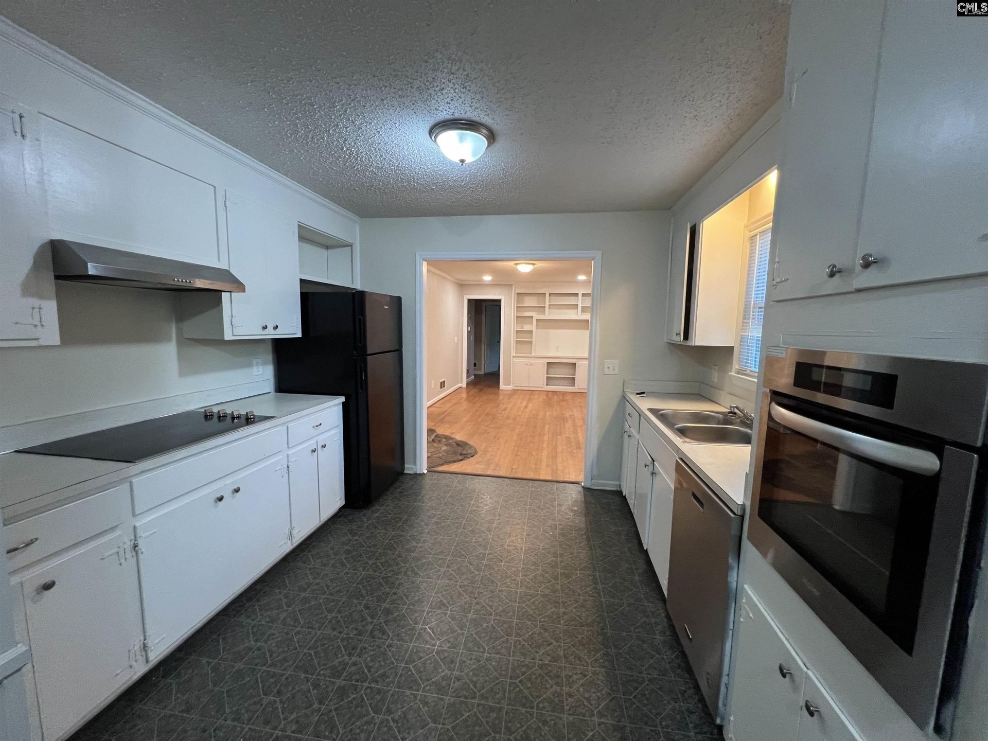 2014 Mary Hill Drive  Photo 8