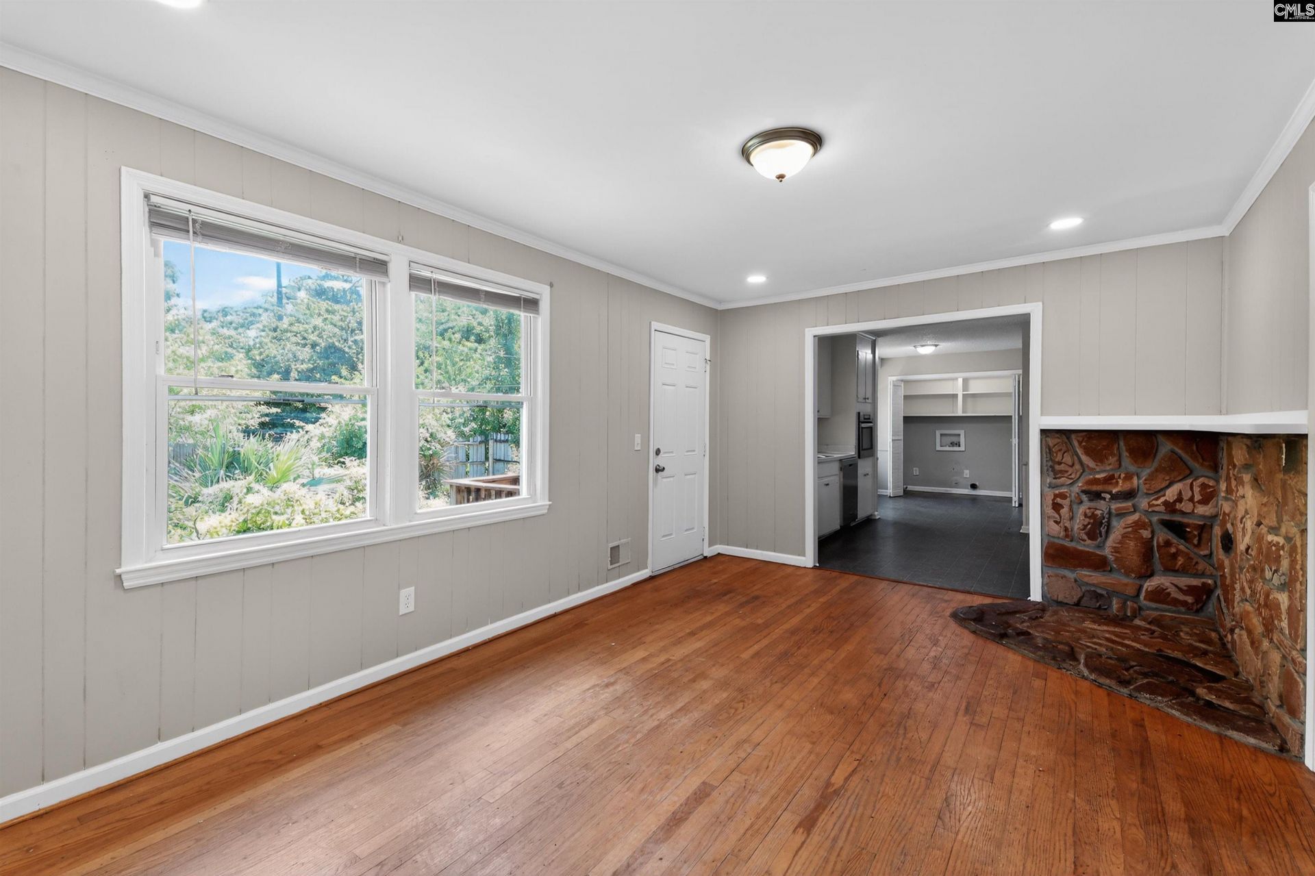 2014 Mary Hill Drive  Photo 9