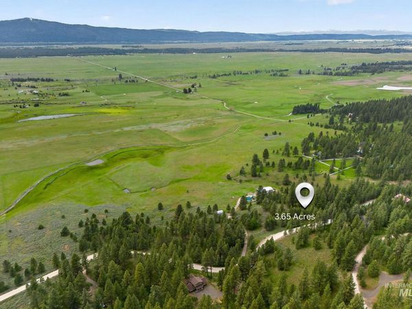 13301 Finlandia, McCall, ID 83638
