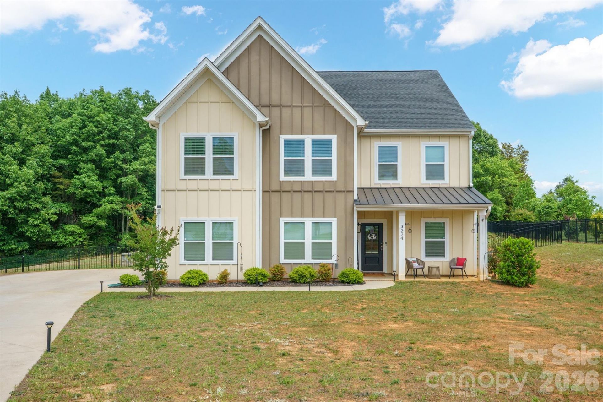 3774 Old Village Drive, Maiden, NC 28650 Main Photo