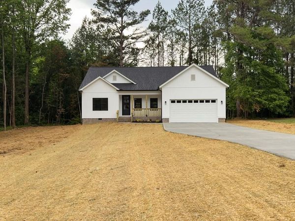 1097 Tanglewood Dr, Cookeville, TN 38501