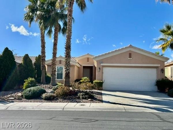 5145 Vincitor Street, Las Vegas, NV 89135