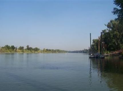3103 Garden Hwy, Sacramento, CA 95833 Photo