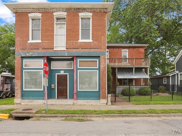 302 S Main Street, Trenton, IL 62293
