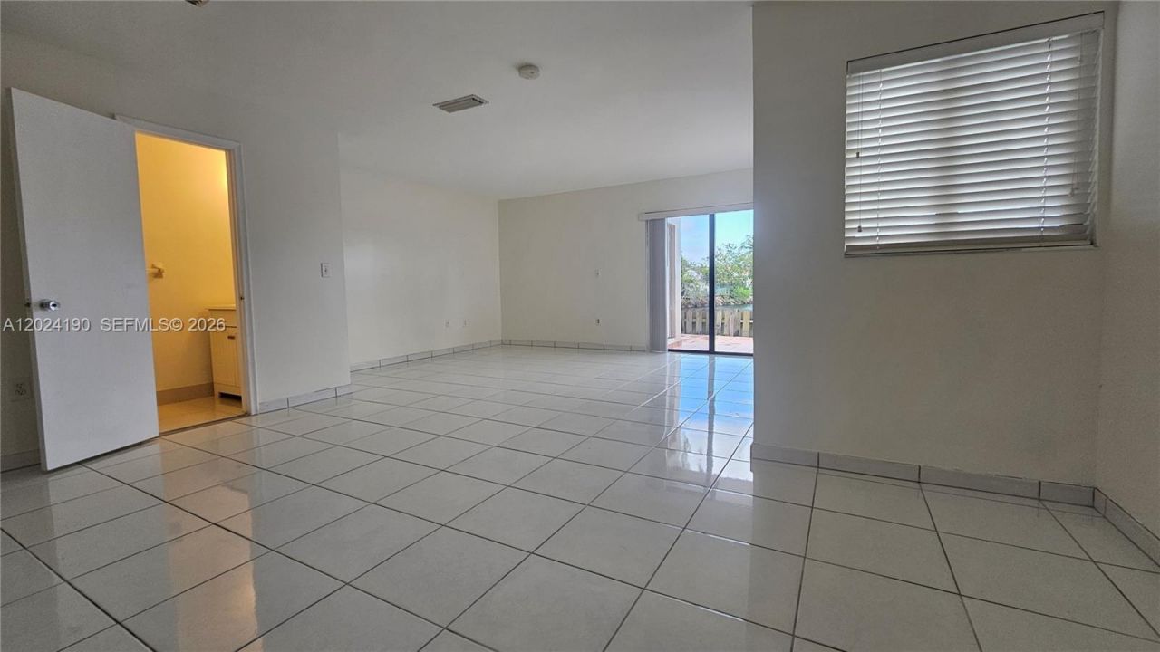 13404 SW 62nd St , Unit 110L, Miami, FL 33183 Photo