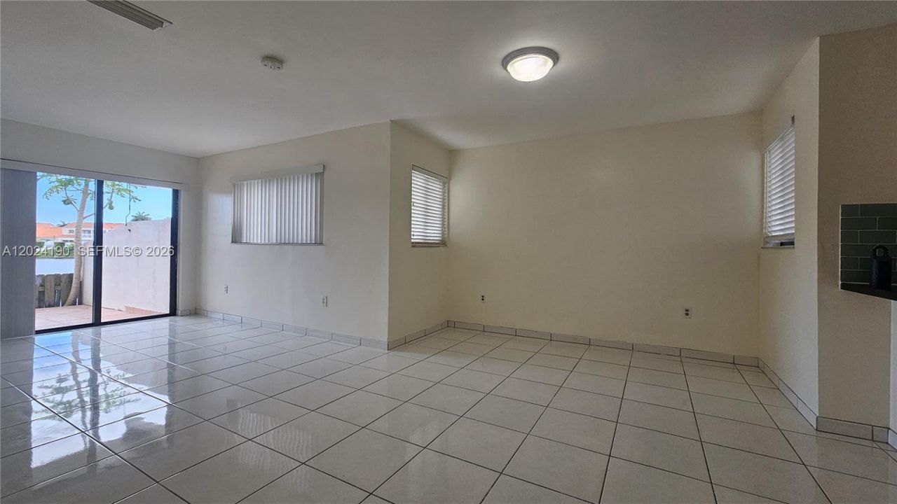 13404 SW 62nd St , Unit 110L, Miami, FL 33183 Photo