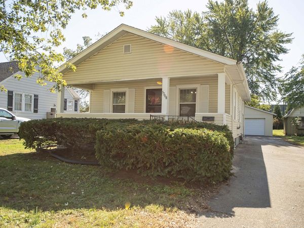 1308 E University Street , Springfield, MO 65804