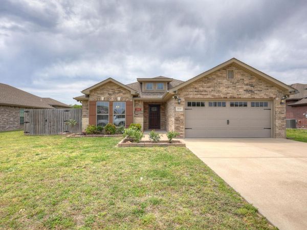 2020 S Jonathan Hunter Street , Joplin, MO 64804