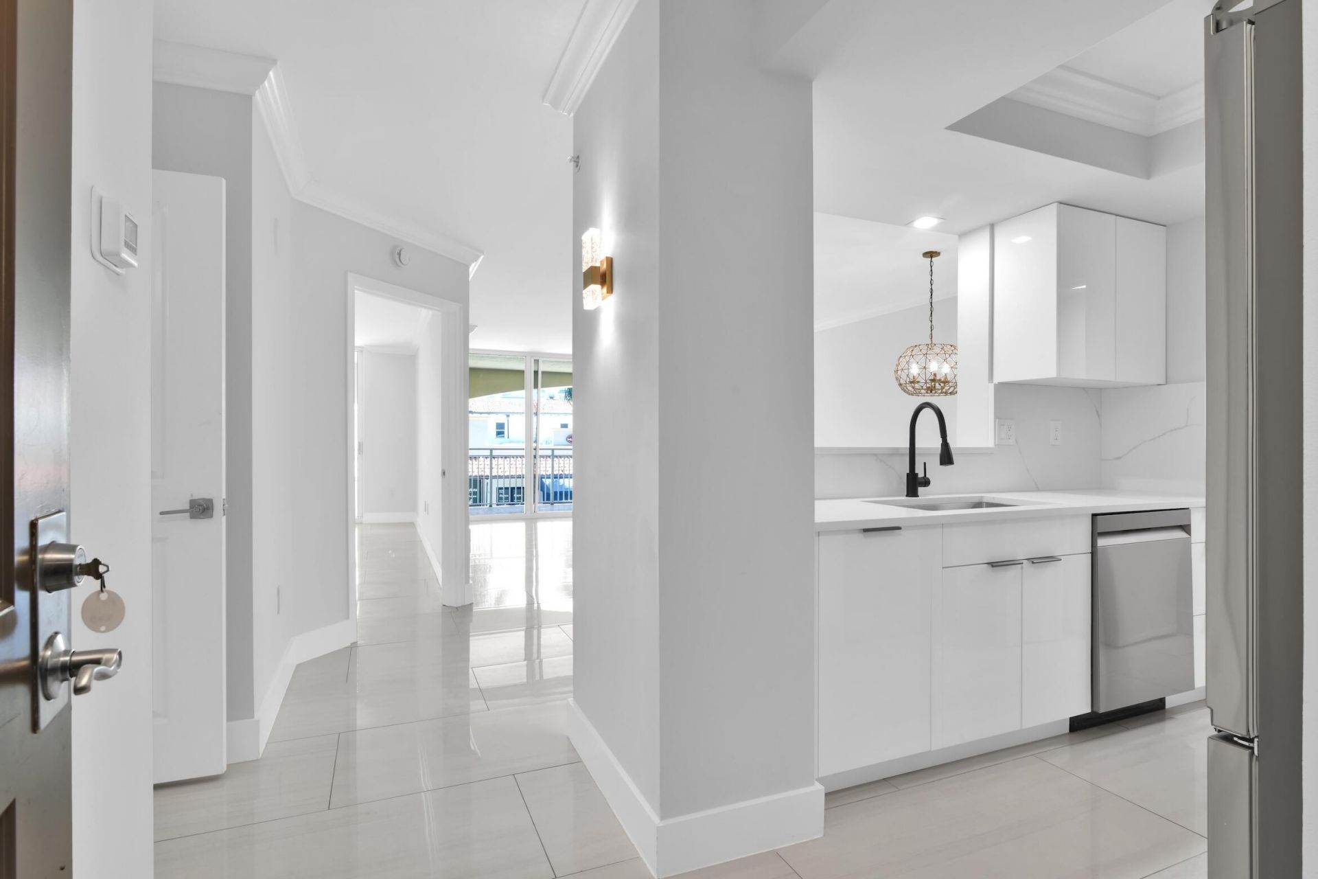 99 SE Mizner Boulevard, Unit 223, Boca Raton, FL 33432 Photo