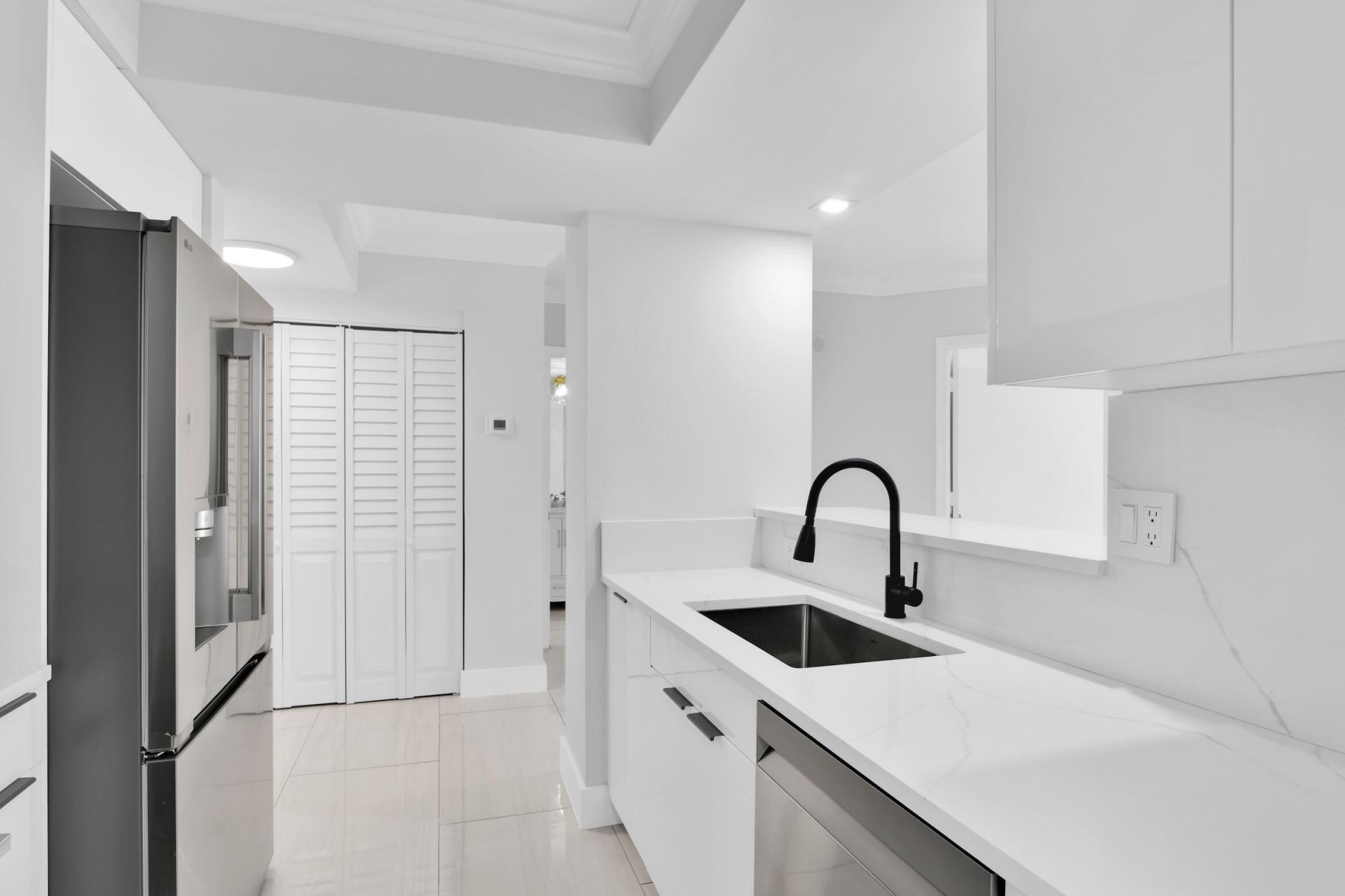 99 SE Mizner Boulevard, Unit 223, Boca Raton, FL 33432 Photo