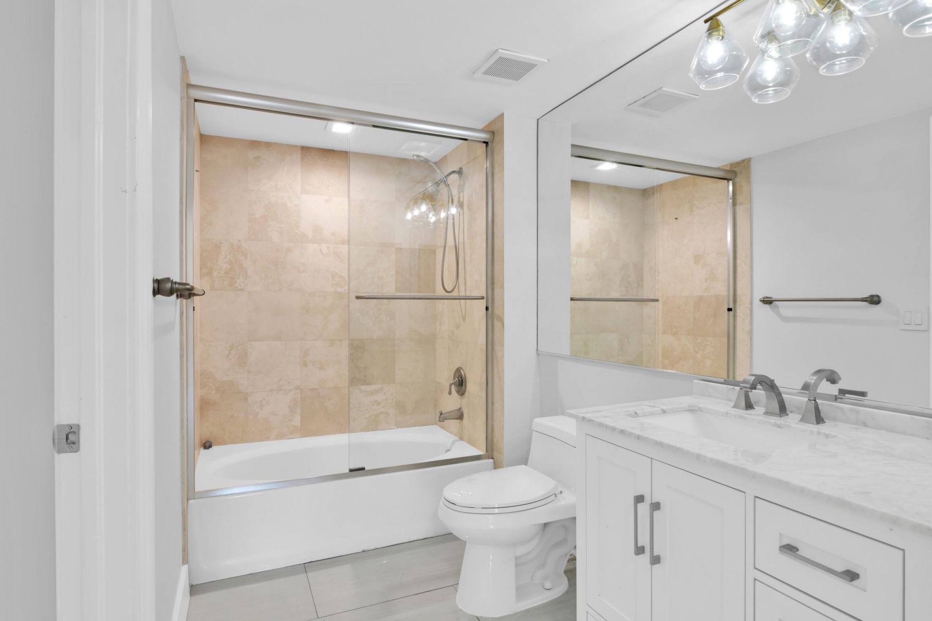 99 SE Mizner Boulevard, Unit 223, Boca Raton, FL 33432 Photo