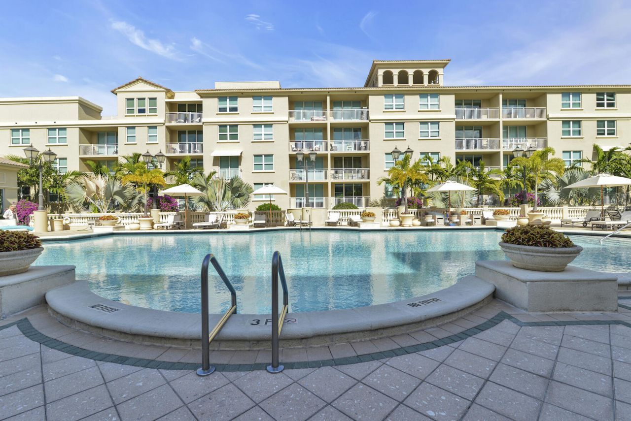 99 SE Mizner Boulevard, Unit 223, Boca Raton, FL 33432 Photo