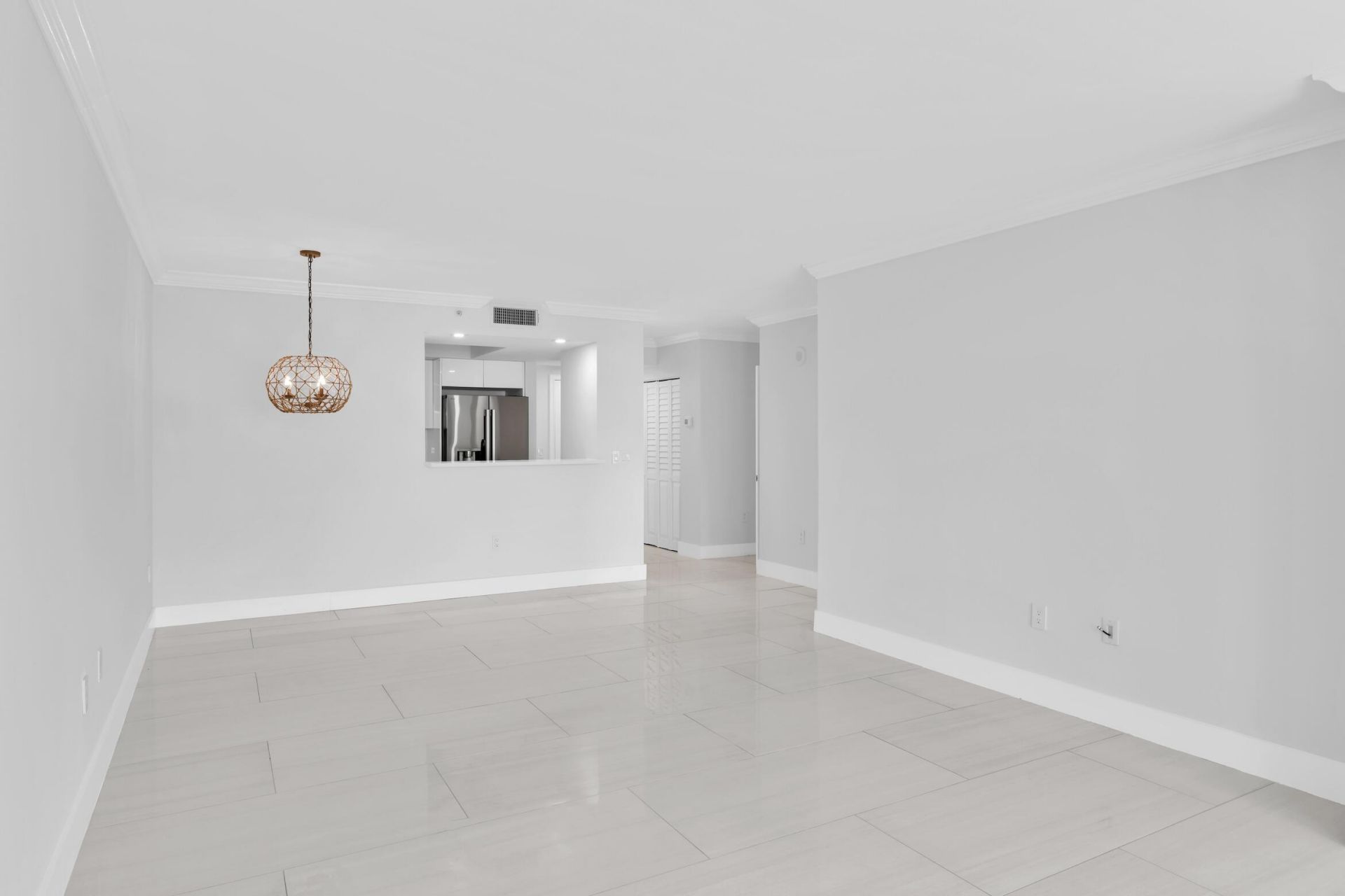 99 SE Mizner Boulevard, Unit 223, Boca Raton, FL 33432 Photo