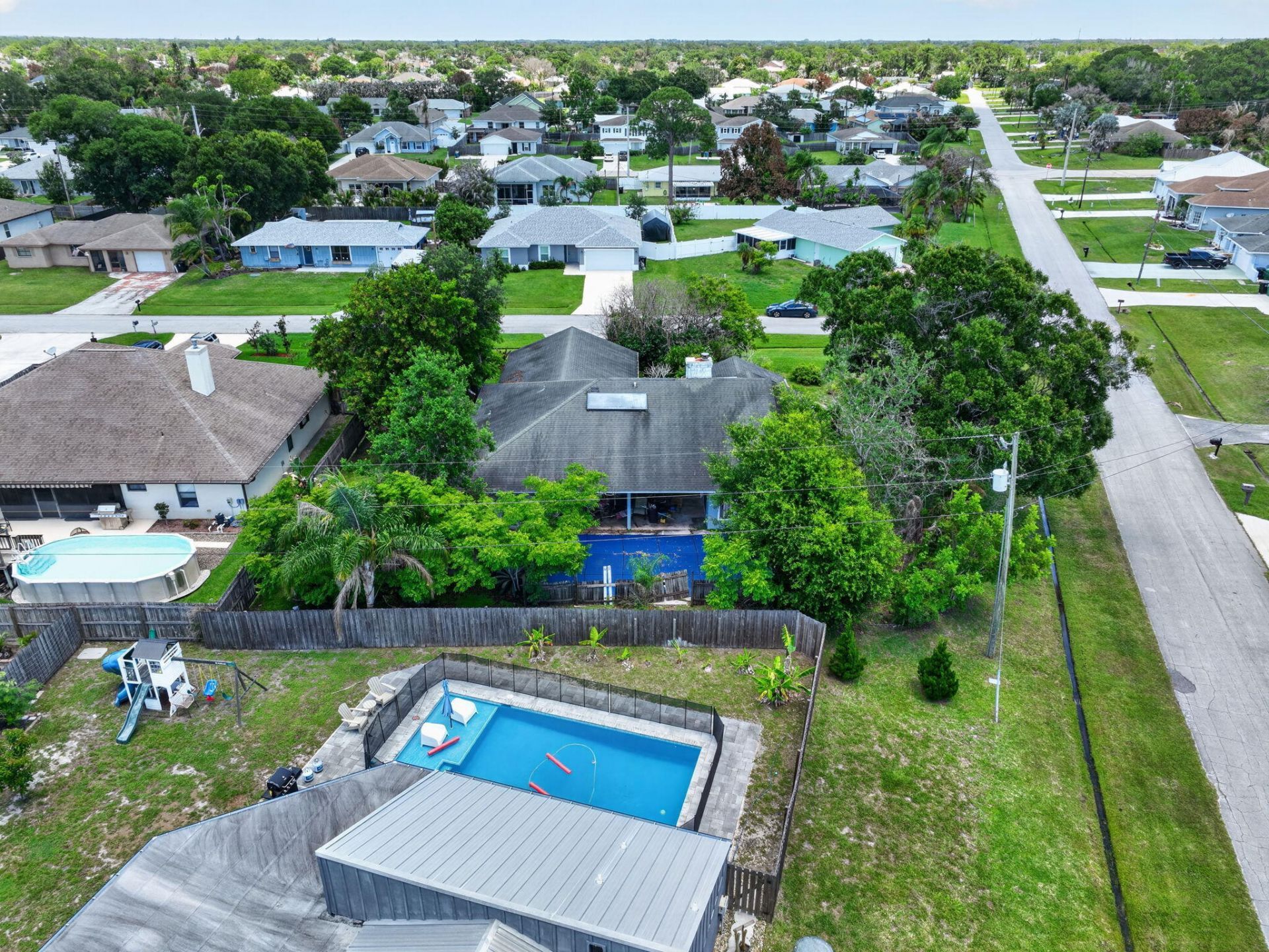 674 SE Starfish Avenue, Port Saint Lucie, FL 34983 Photo