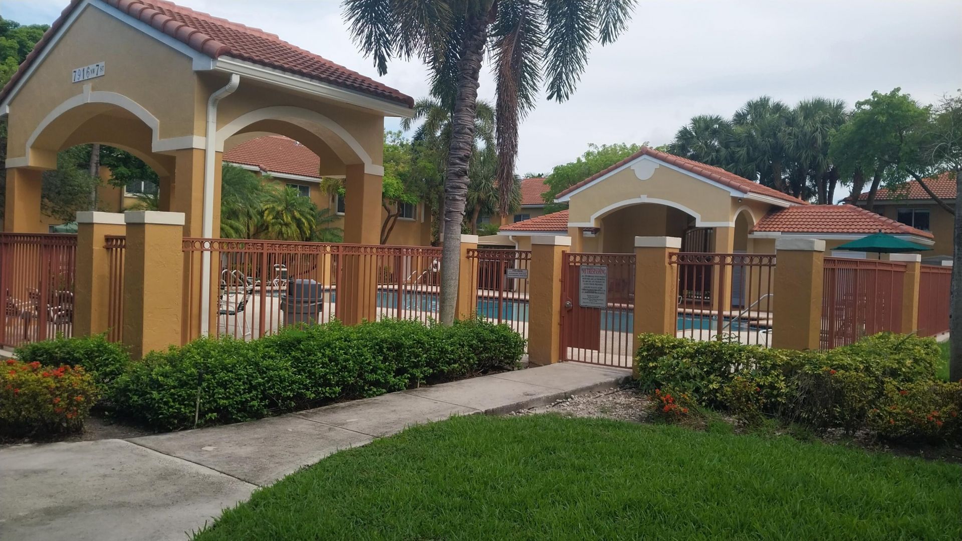 651 NW 79th Avenue, Unit Apt 104, Pembroke Pines, FL 33024 Photo