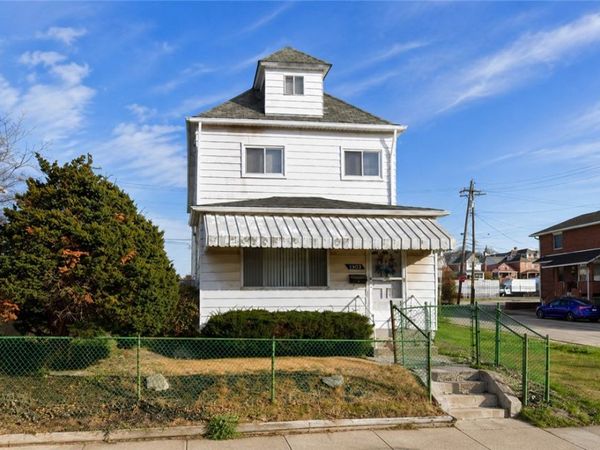 1502 5th Ave, New Kensington, PA 15068