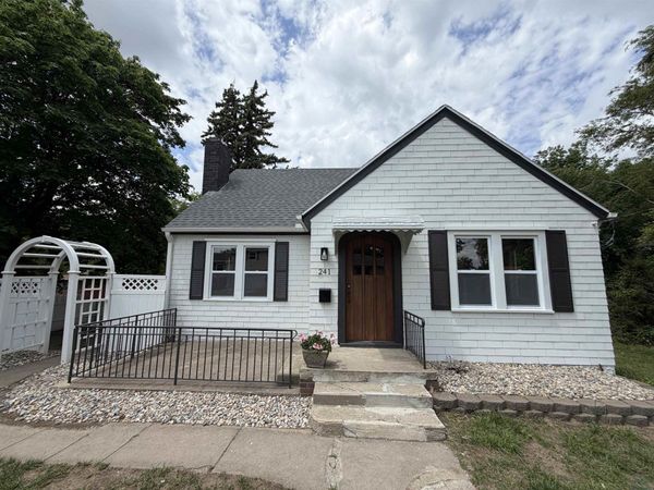 241 S COLLINS ST, Sioux City, IA 51103