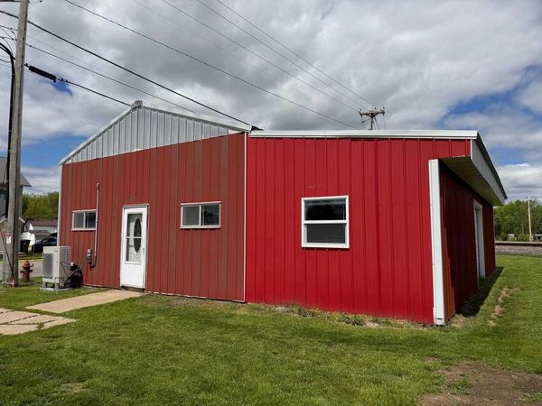 102 E MAIN STREET, Spencer, WI 54479