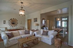 1255 Harborview Lane photo 4