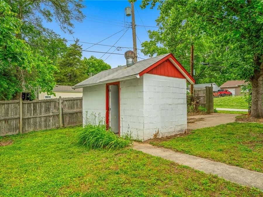 Property Image 32