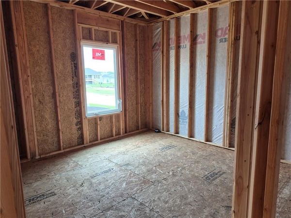 4525 145th Court, Basehor, KS 66007