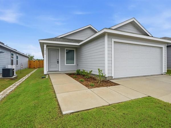 3914 Ontario Way , Sherman, TX 75090