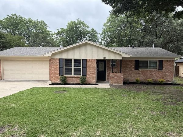 102 Cherokee Circle, Waxahachie, TX 75165