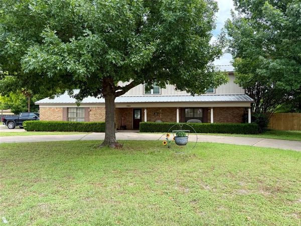 703 S Colorado Street, Whitney, TX 76692