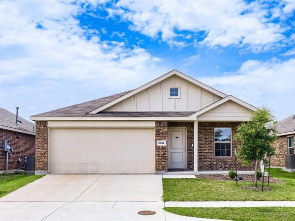 2305 Mobile Drive , Ennis, TX 75119