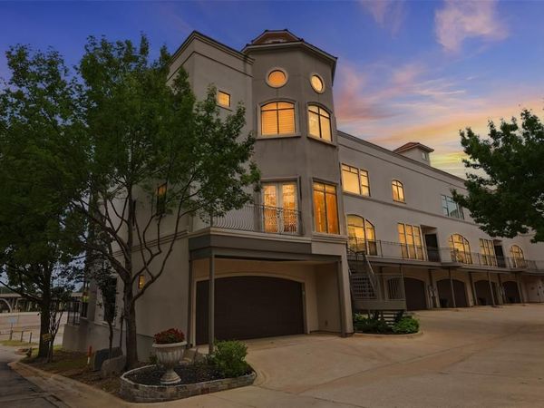 410 Mills Street, Fort Worth, TX 76102