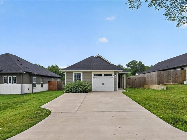 1032 Ray Drive, Denison, TX 75020