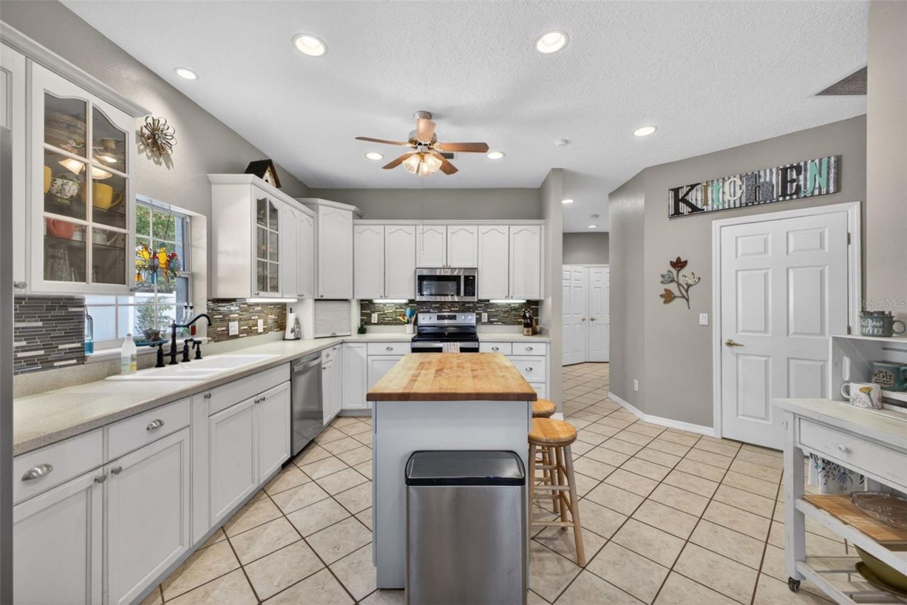 26243 Troon Avenue, Mount Plymouth, FL 32776 Photo
