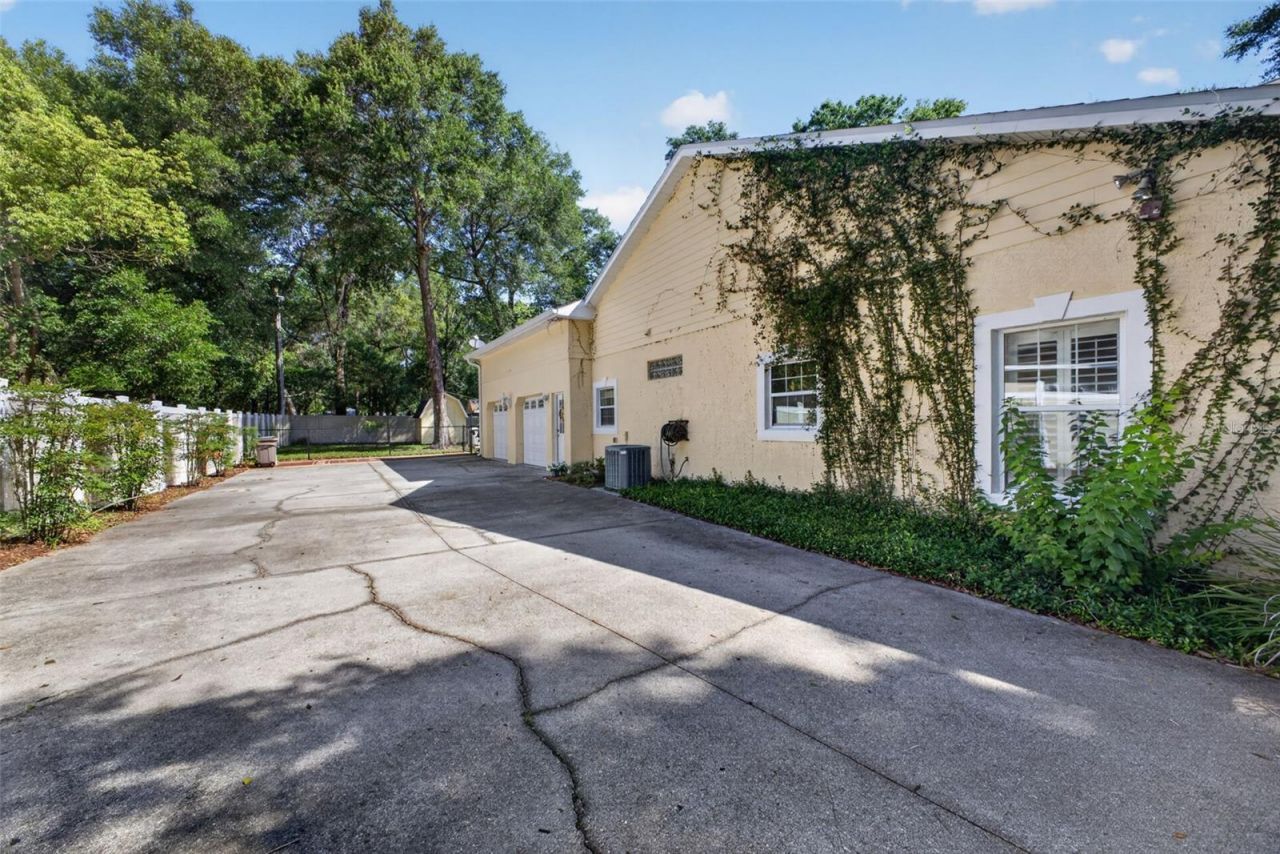 26243 Troon Avenue, Mount Plymouth, FL 32776 Photo