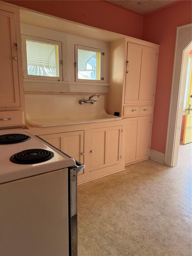 820 W Canal Street, New Smyrna Beach, FL 32168 Photo