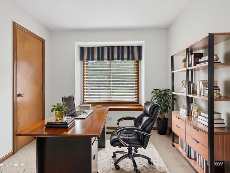 7060 Cloverdale Lane, Columbus, OH 43235 Photo 11