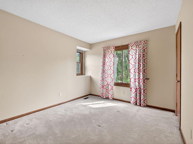 7060 Cloverdale Lane, Columbus, OH 43235 Photo 80