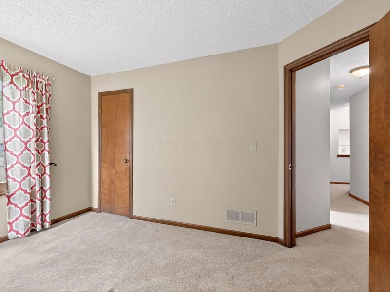 7060 Cloverdale Lane, Columbus, OH 43235 Photo 81