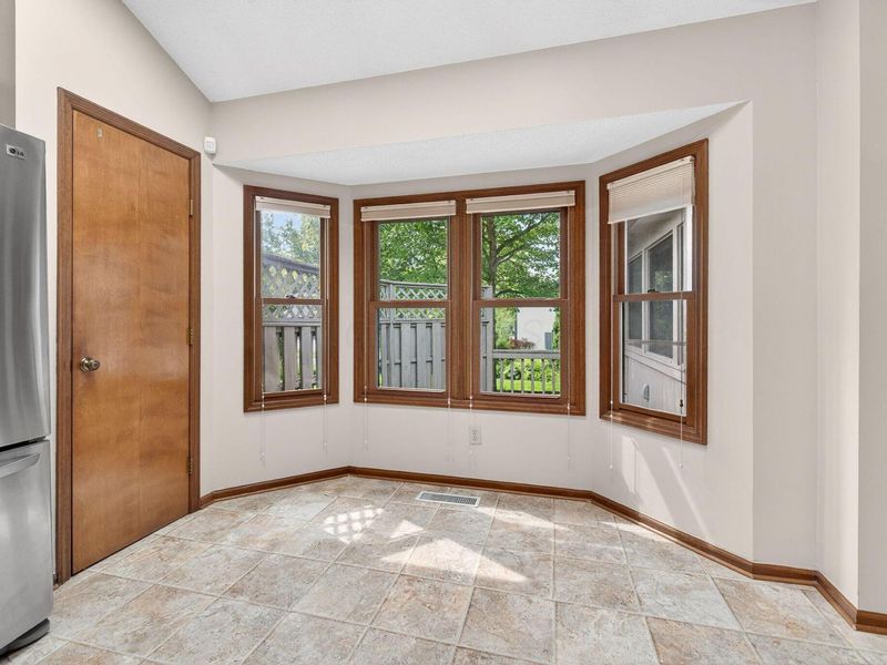 7060 Cloverdale Lane, Columbus, OH 43235 Photo 9
