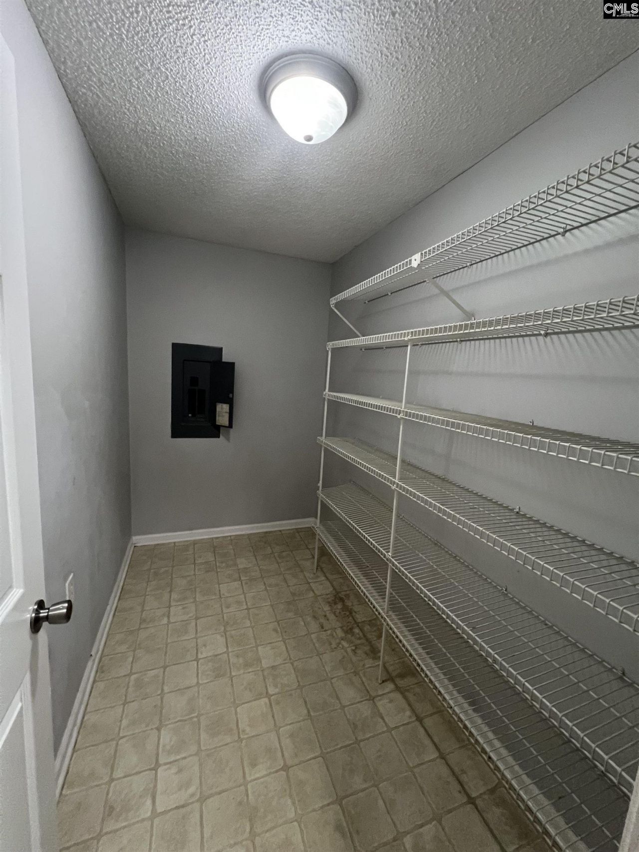 3643 Linbrook Drive  Photo 10