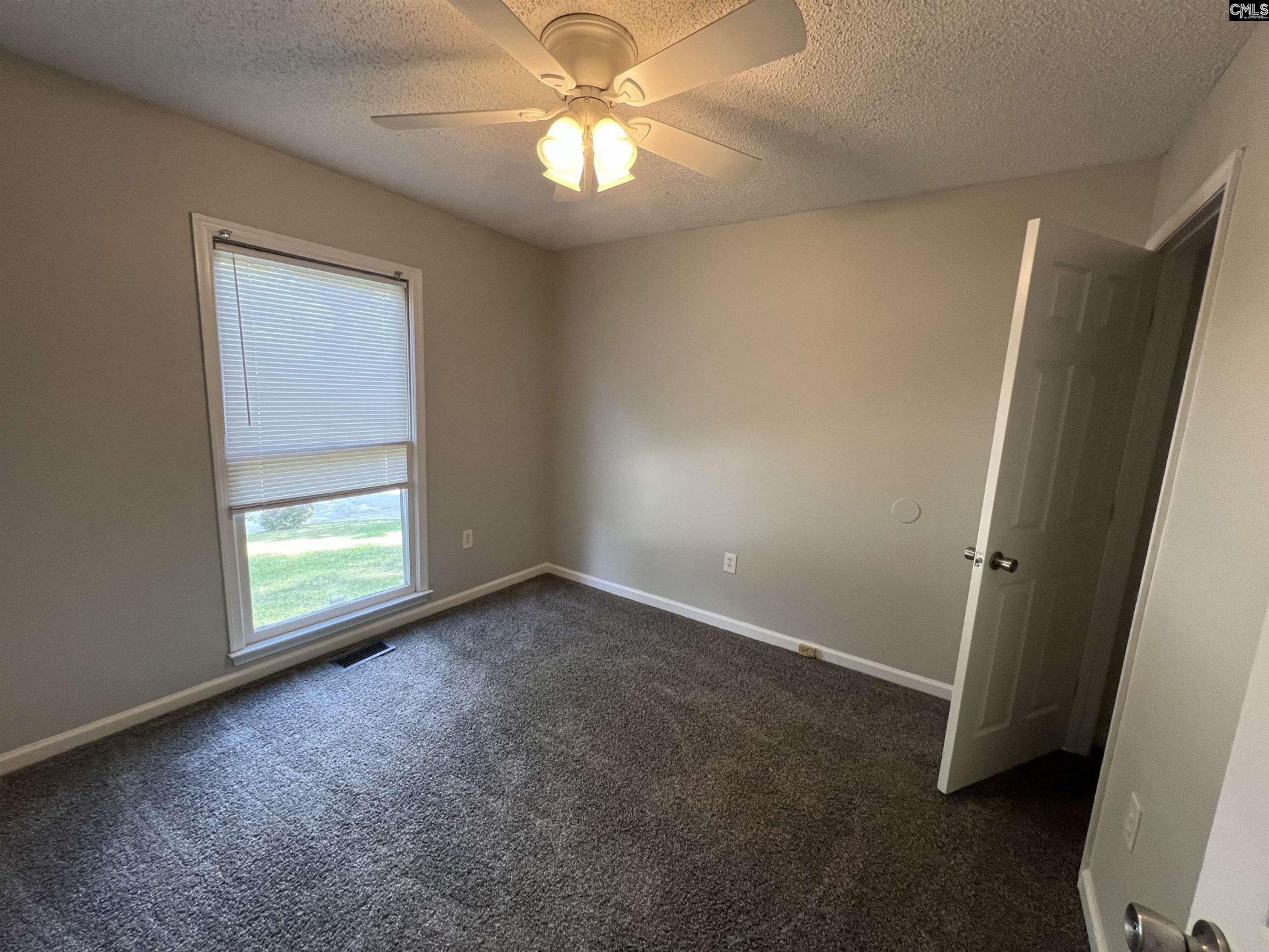 3643 Linbrook Drive  Photo 4