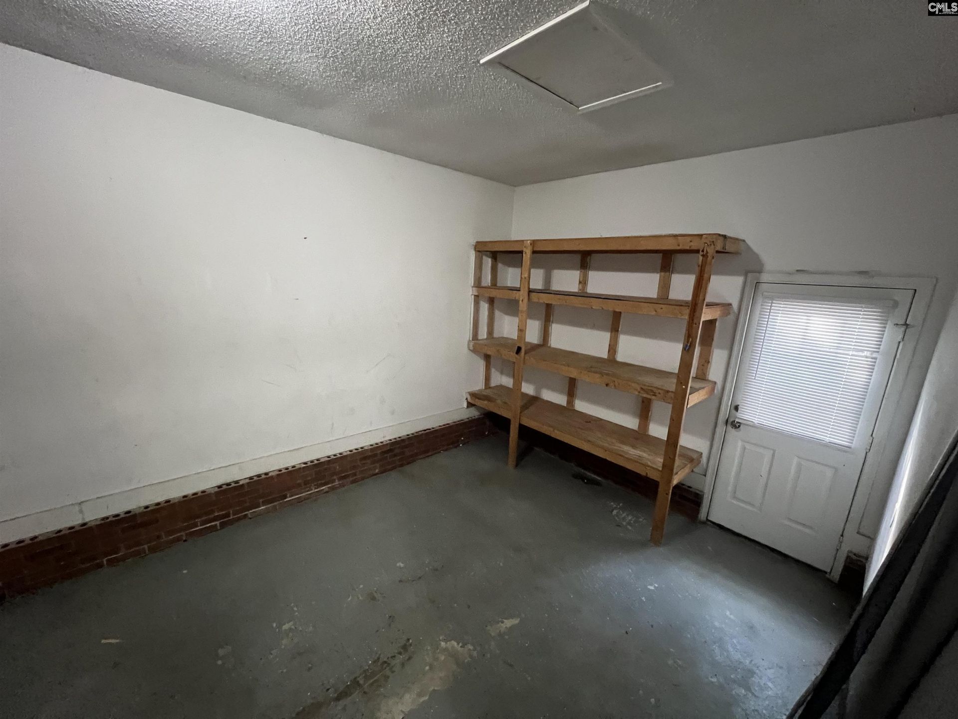 3643 Linbrook Drive  Photo 8