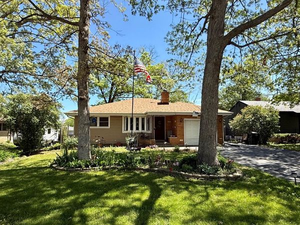 707 Kirkwood Avenue , Winthrop Harbor, IL 60096