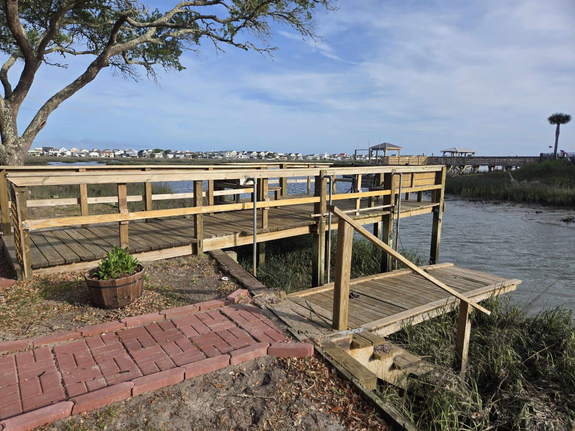 350 Ocean Breeze Dr.  Photo 8