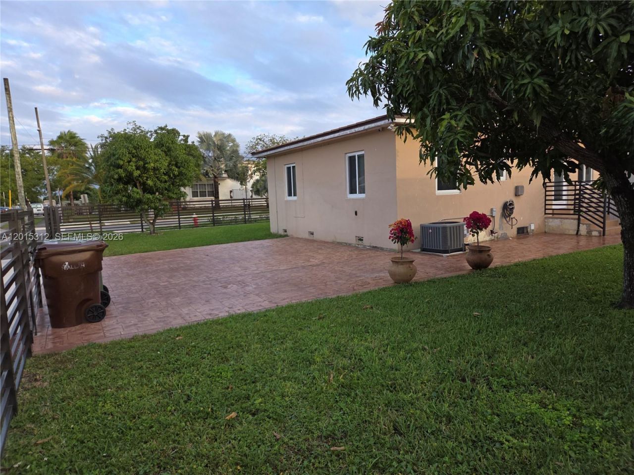 1680 E 5th Ave, Unit 1690, Hialeah, FL 33010 Photo
