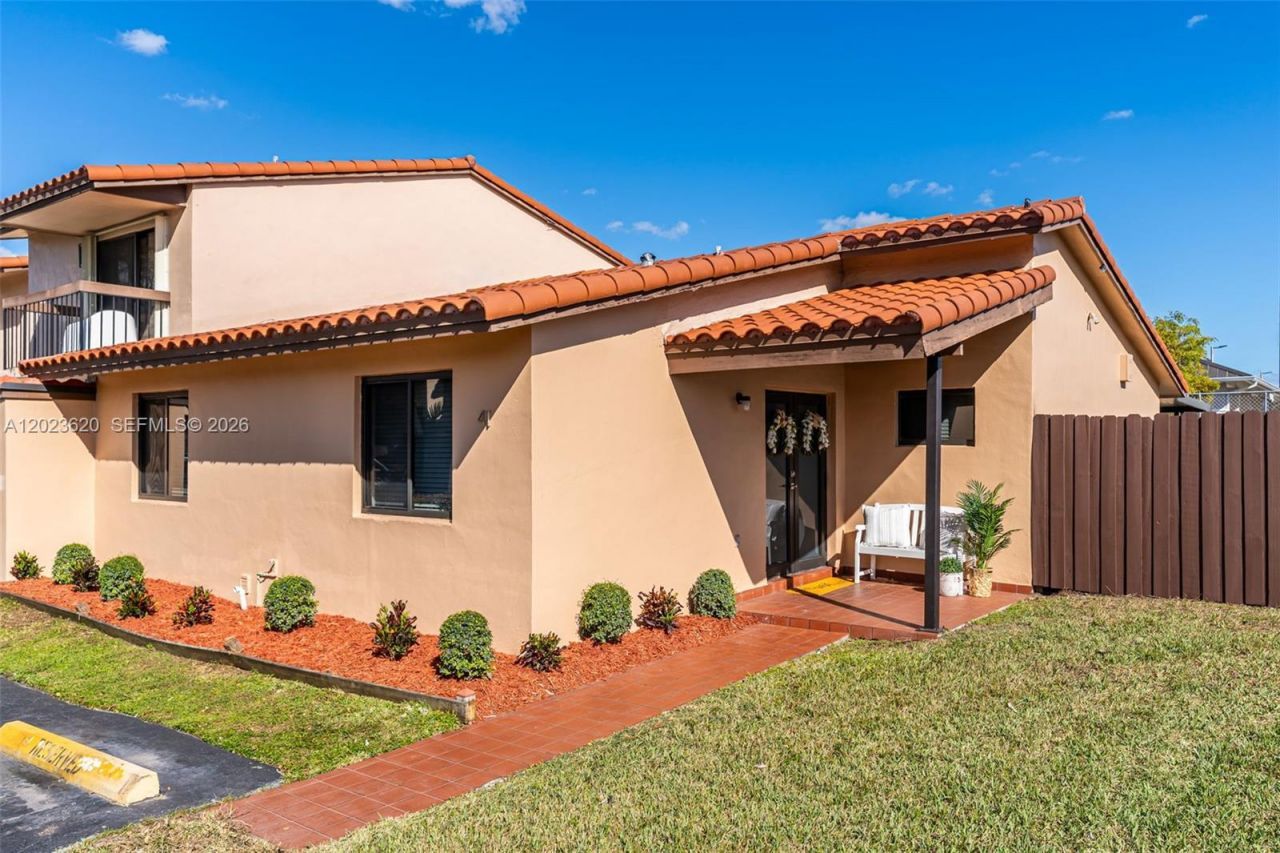 3815 SW 82nd Ave , Unit 41, Miami, FL 33155 Photo