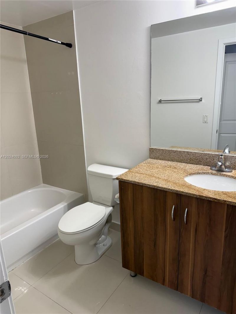 601 NE 23rd St, Unit 804, Miami, FL 33137 Photo