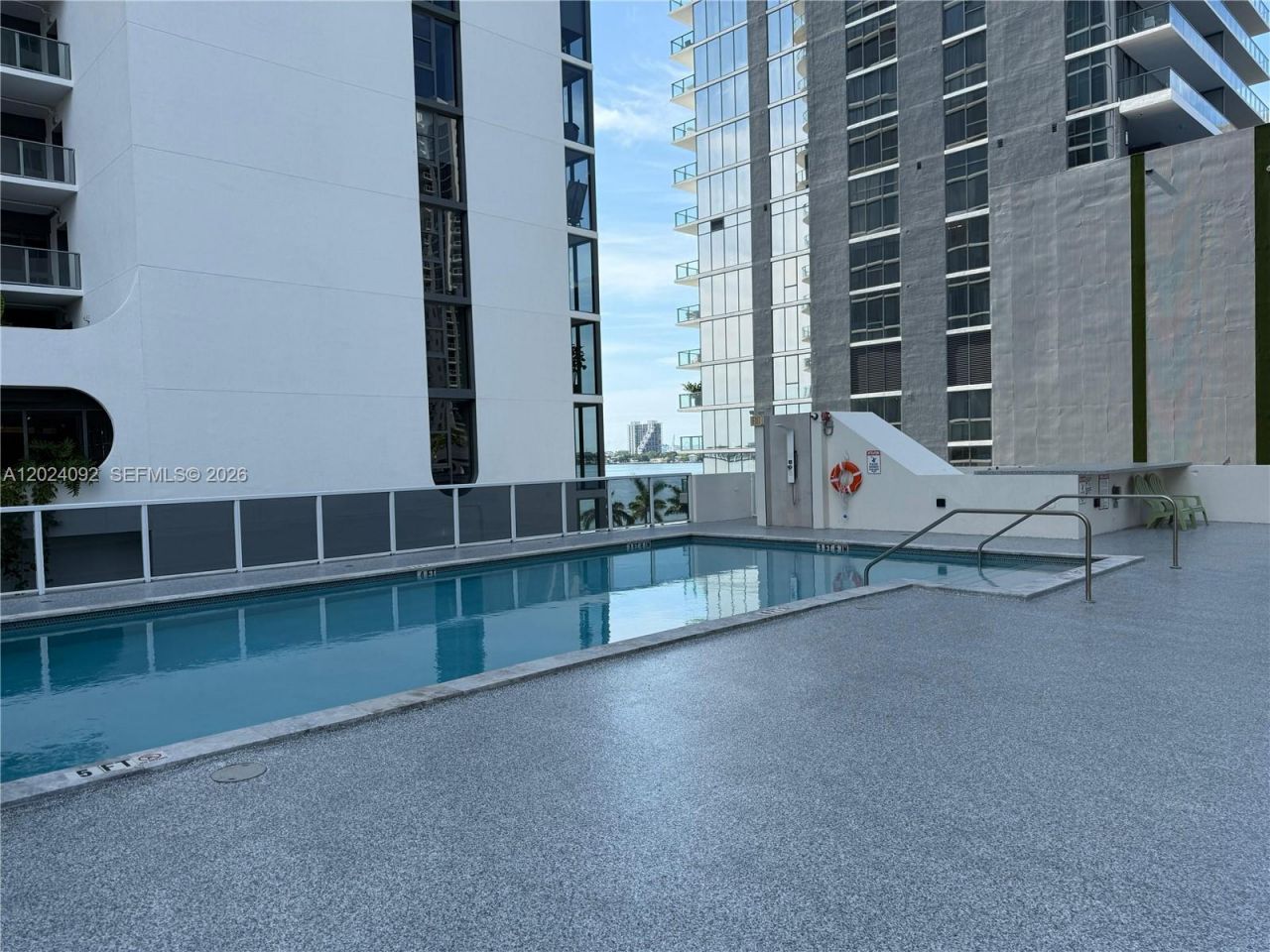601 NE 23rd St, Unit 804, Miami, FL 33137 Photo