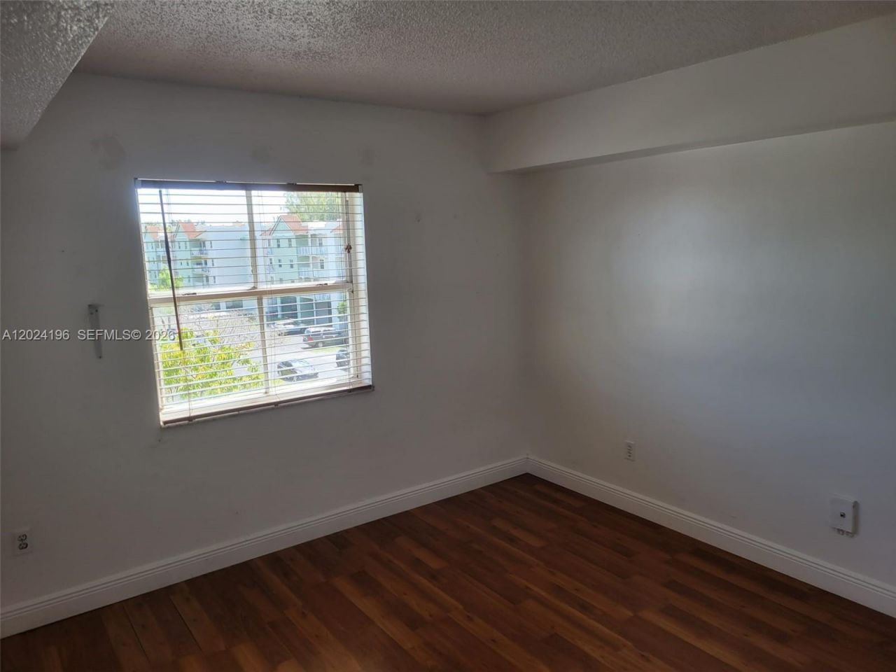 8260 SW 210th St, Unit 319, Cutler Bay, FL 33189 Photo