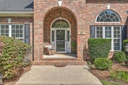 101 Horse Shoe Bay Court photo 4